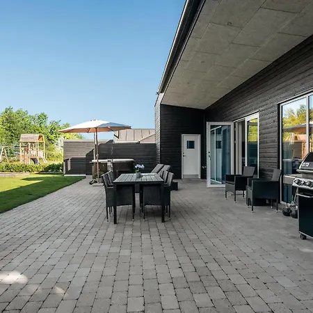 3 Bedroom Cozy In بيت للعطل *