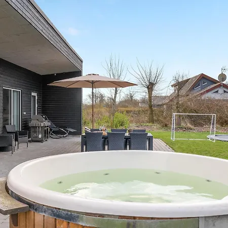 펜션 Pet Friendly Home In Orsted With Sauna *