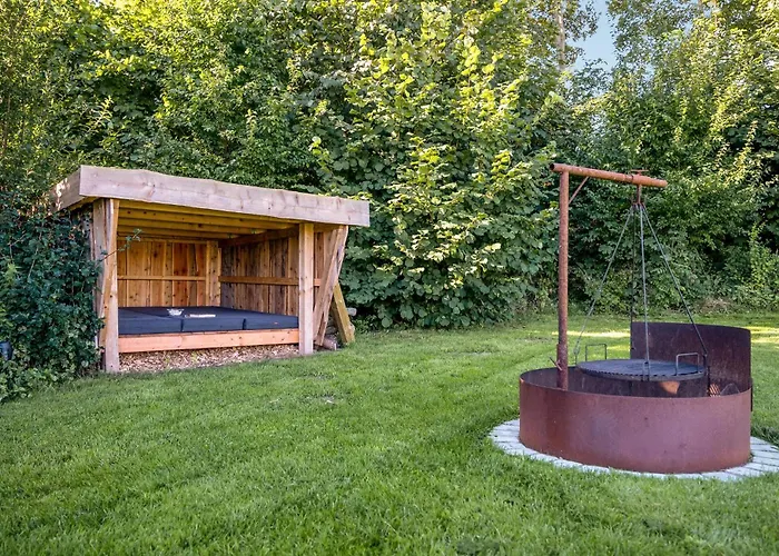 3 Bedroom Cozy In Σπίτι διακοπών