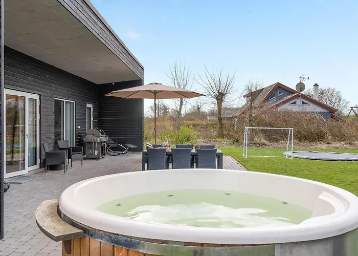 Σπίτι διακοπών 3 Bedroom Cozy In *